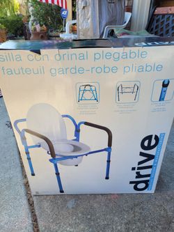 Foldable shower chair