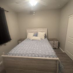 Queen Bedroom Set With Mattress