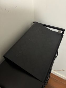 Laptop stand