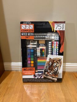 NEW 75 Piece Art Set