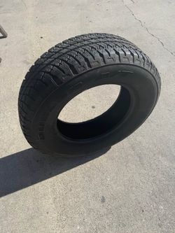 Bridgestone tire P255 70 Ring 18