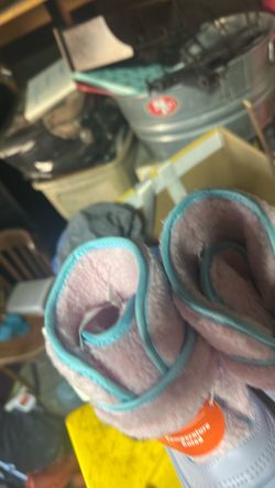 Girls boots