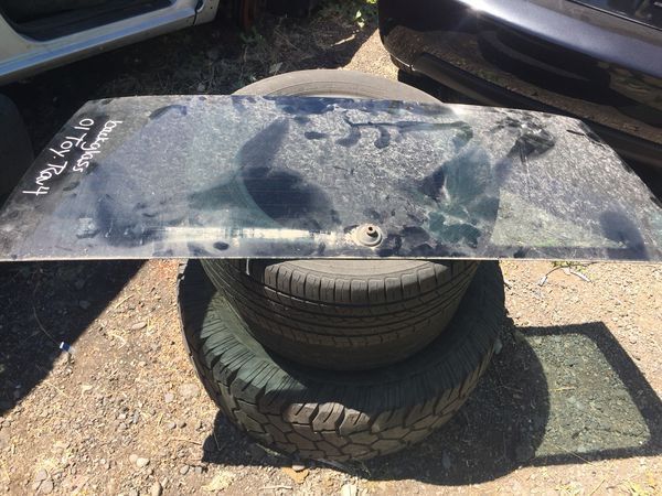 01 RAV4 back glass/windshield $100