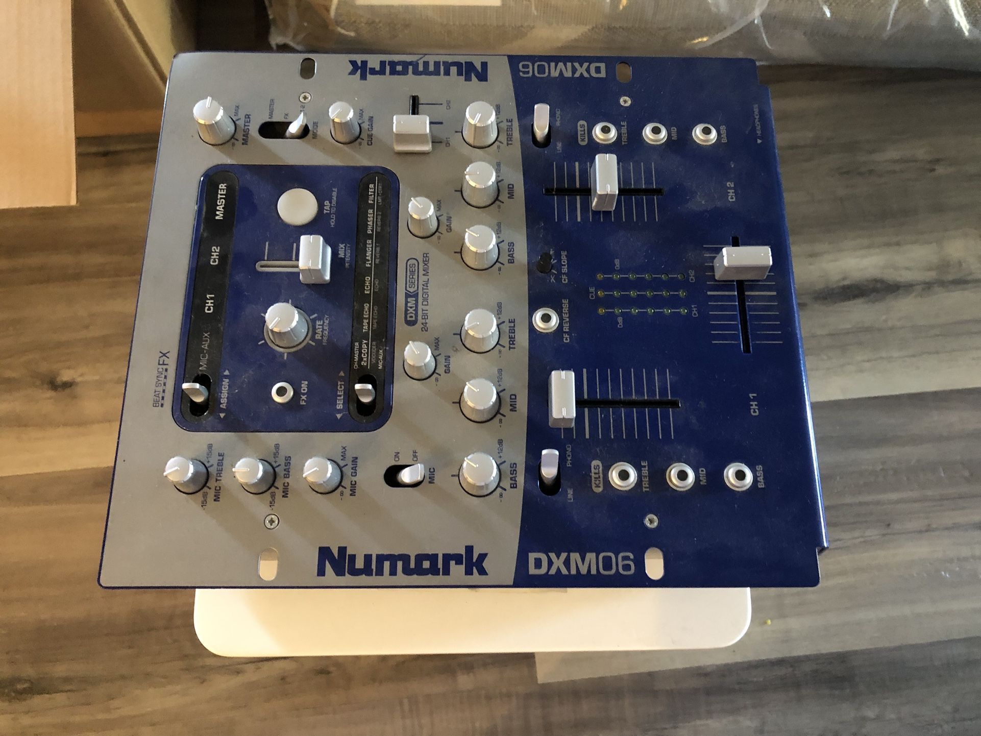 Numark Mixer