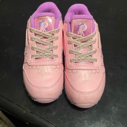 Girls Reebok Shoes