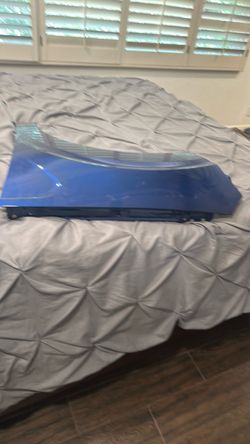 Kia Sol EX front fender