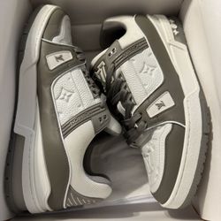 LV Trainer Sneakers Size 10 Men 
