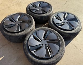 19” Tesla model Y OEM Factory wheels Continental Tires