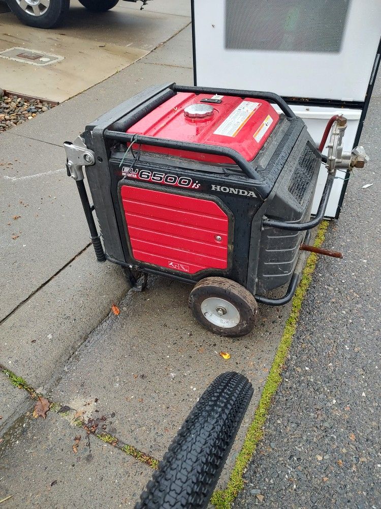 Honda EU 6500is Whisper