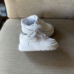 Nike Force 1 Easy On
