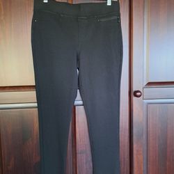 DKNY Pants Leggings. Really Nice Knit  Fabric