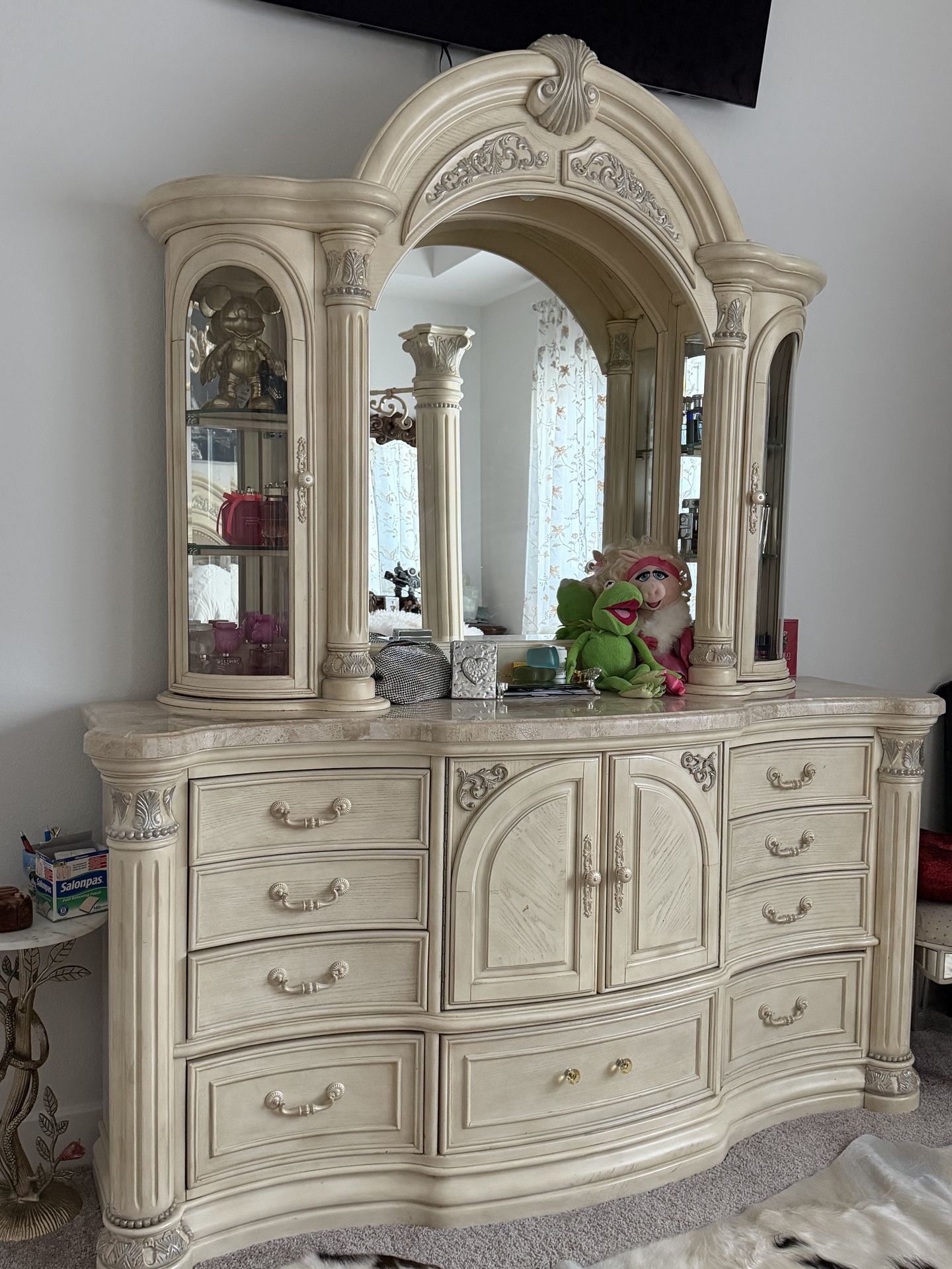 Dresser With Mirror Marble Top