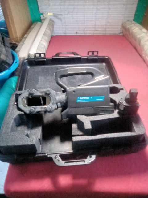 Cable Crimper/Hydraulic Compression Tool