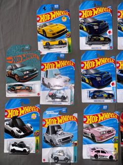 HOT WHEELS DIECAST TOYS CAR