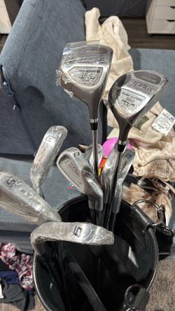 Dunlop Golf Clubs