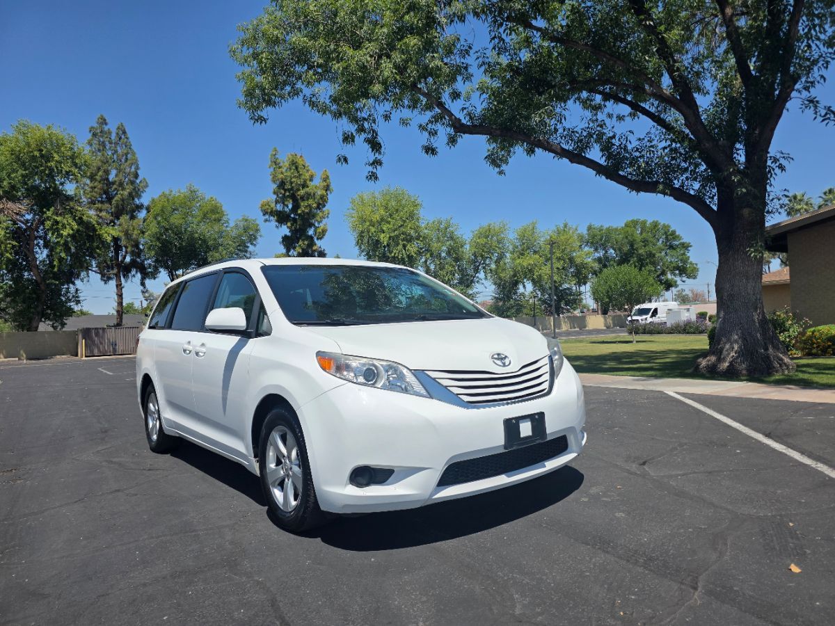 2017 Toyota Sienna