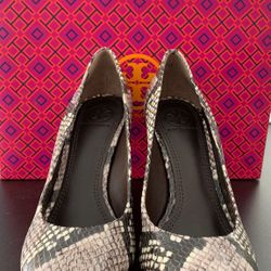Tory Burch Wedges 6.5