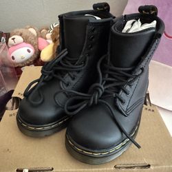 Dr. Martens Toddlers Softy T Leather Lace Up Boots - Size 9