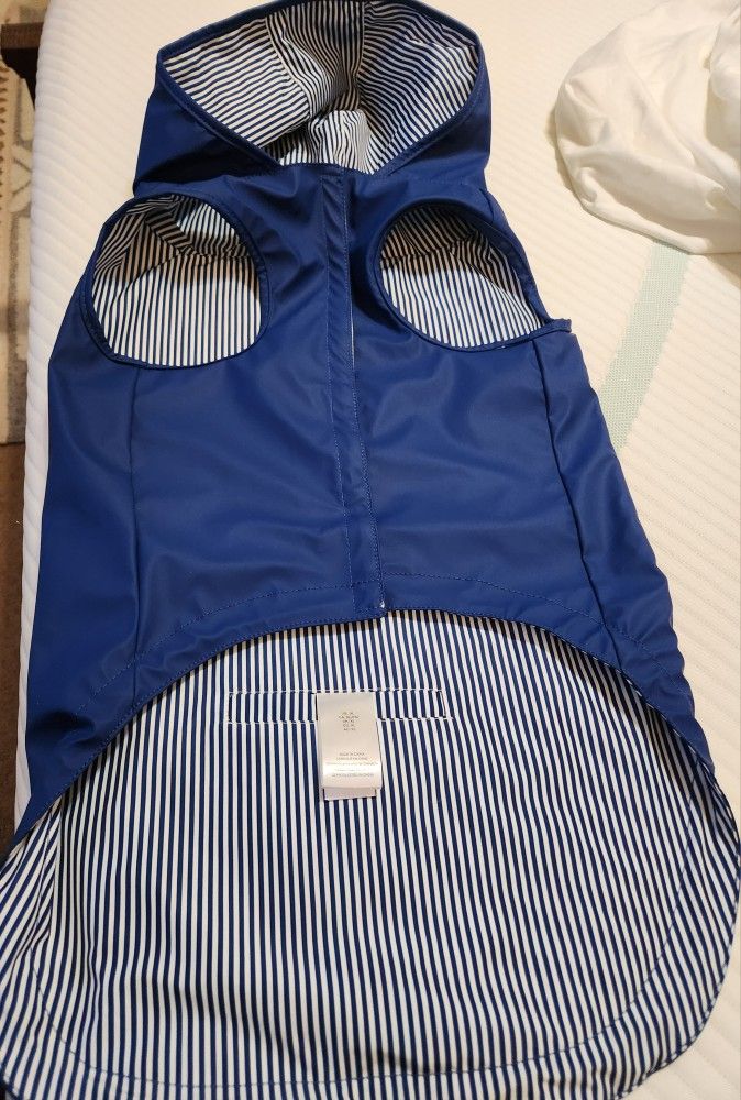 NEW Dog π Rain π§ Coat