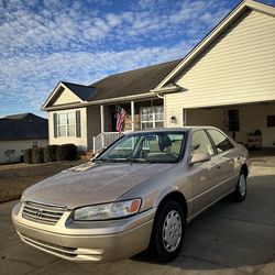 1999 Toyota Camry Le