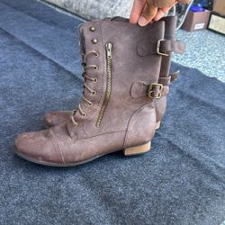 Women Boots Size 10