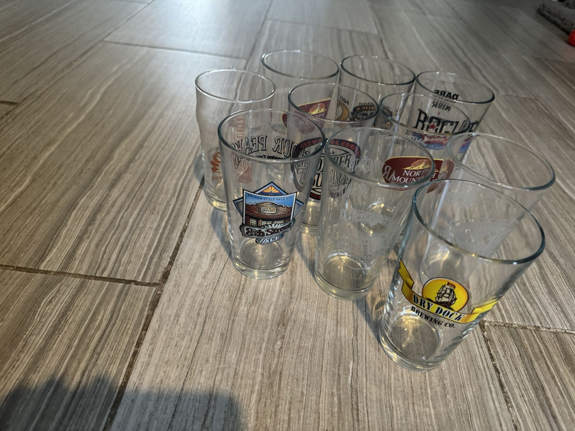 10 Pint Glasses