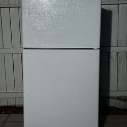 Free Delivery - Refrigerator
