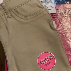 Stretch Fabric Girl’s Uniform Pants Size 6x/7