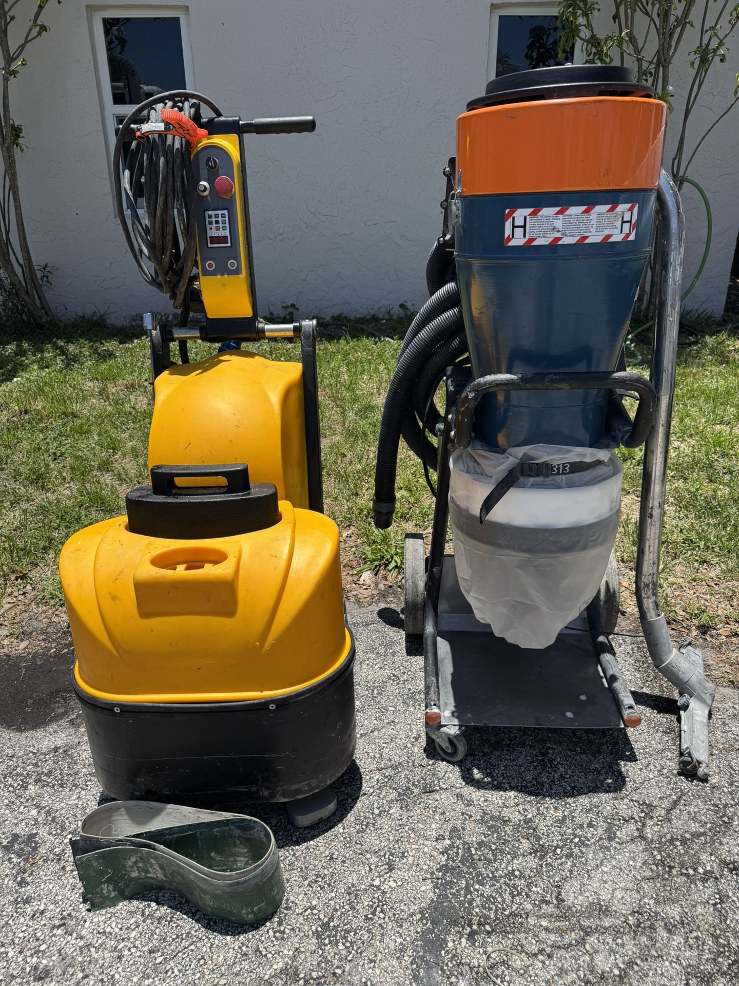 Genie Concrete Floor Grinder Polisher & Tromb 400L Dust Collector