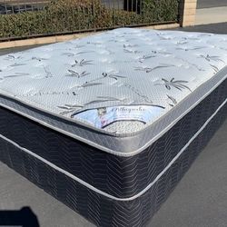 Queen Orthopedic Bamboo Pillow Top!!