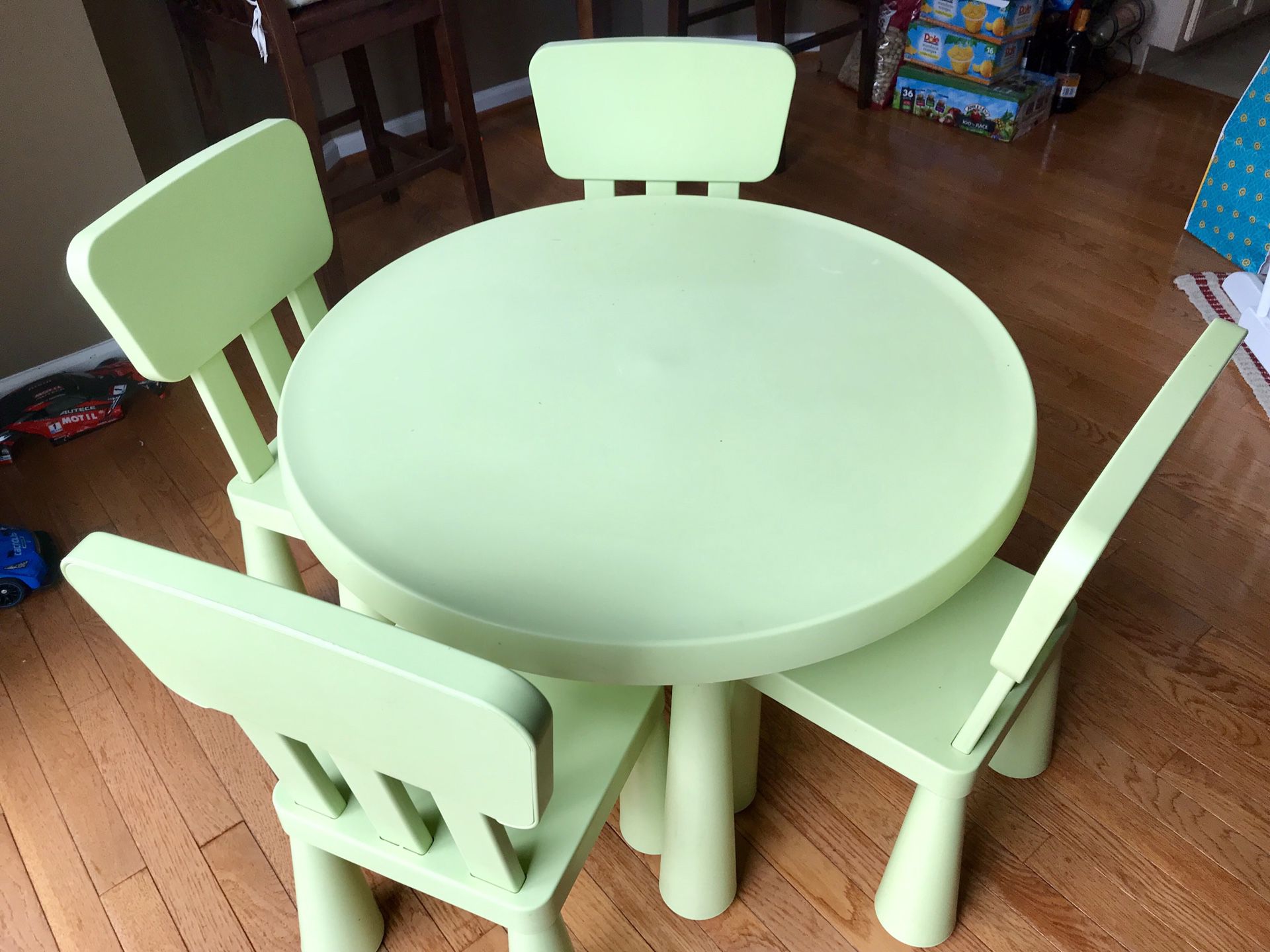 Children’s table set