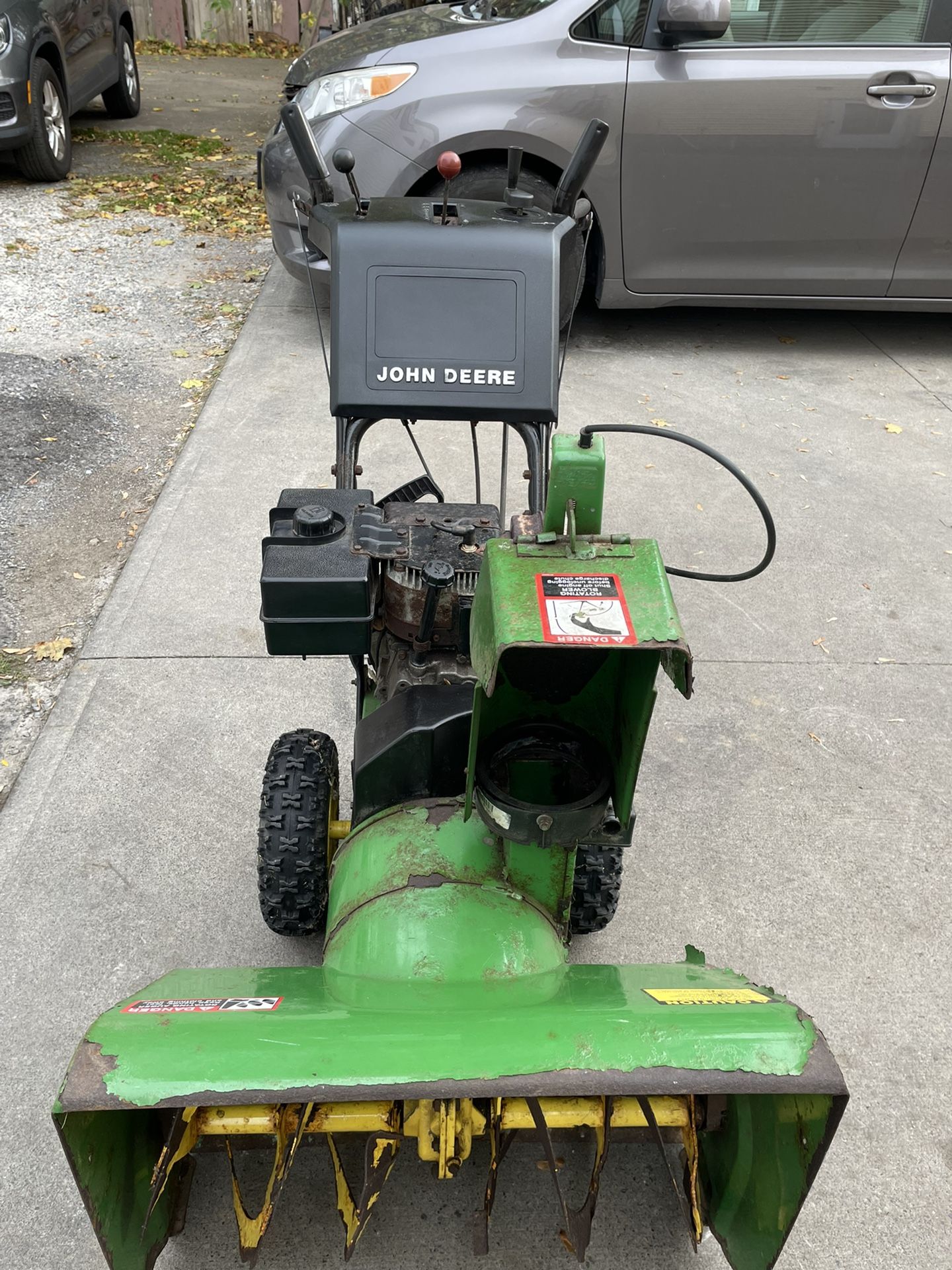 Snow Blower 