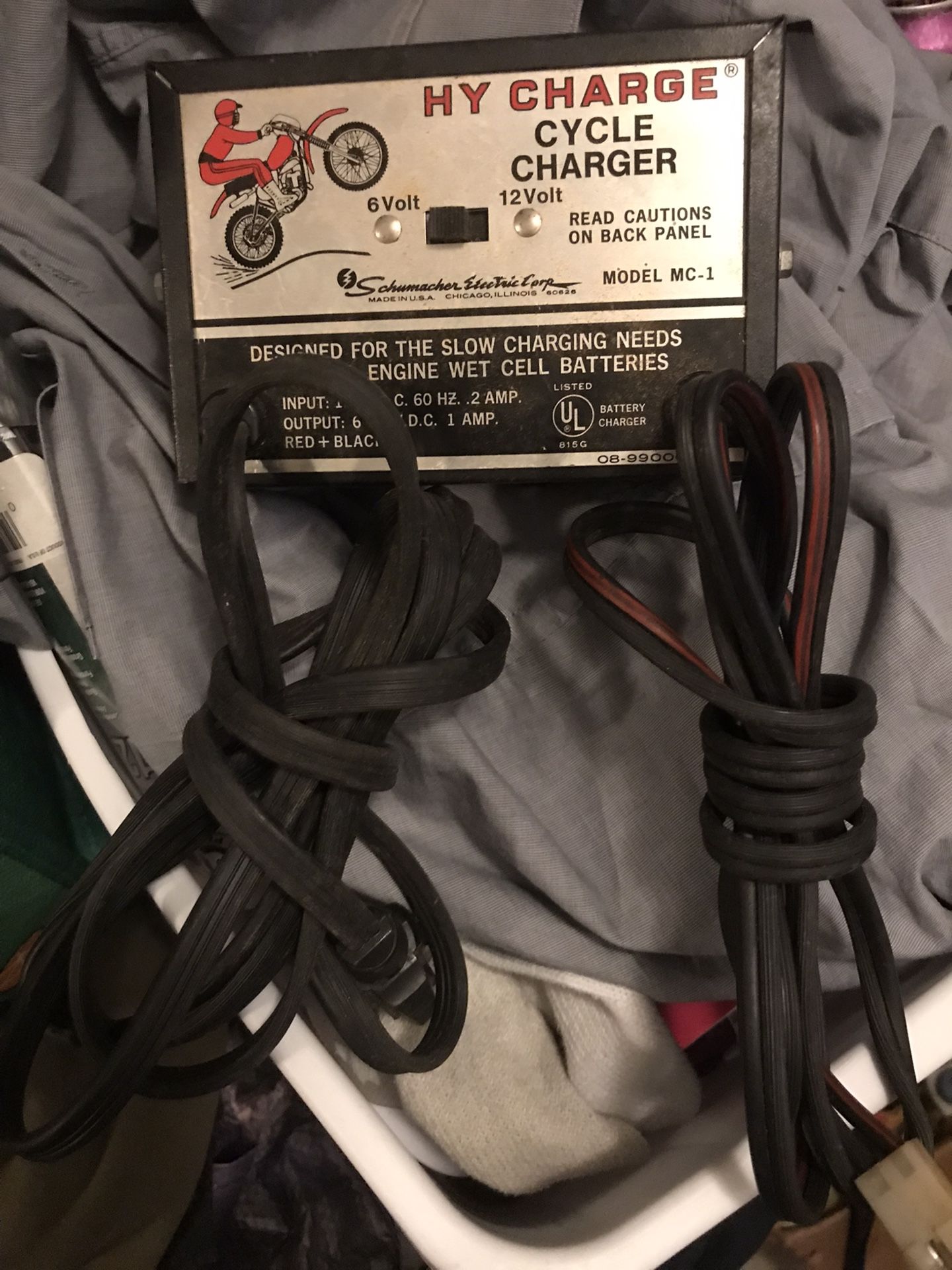 Very Nice 6 V And 12 V Motor Cycle Trickle Charger Box Only $25