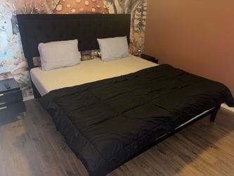 Hegg Tufted Upholstered Platform Bed with Wood Slats Headboard Included