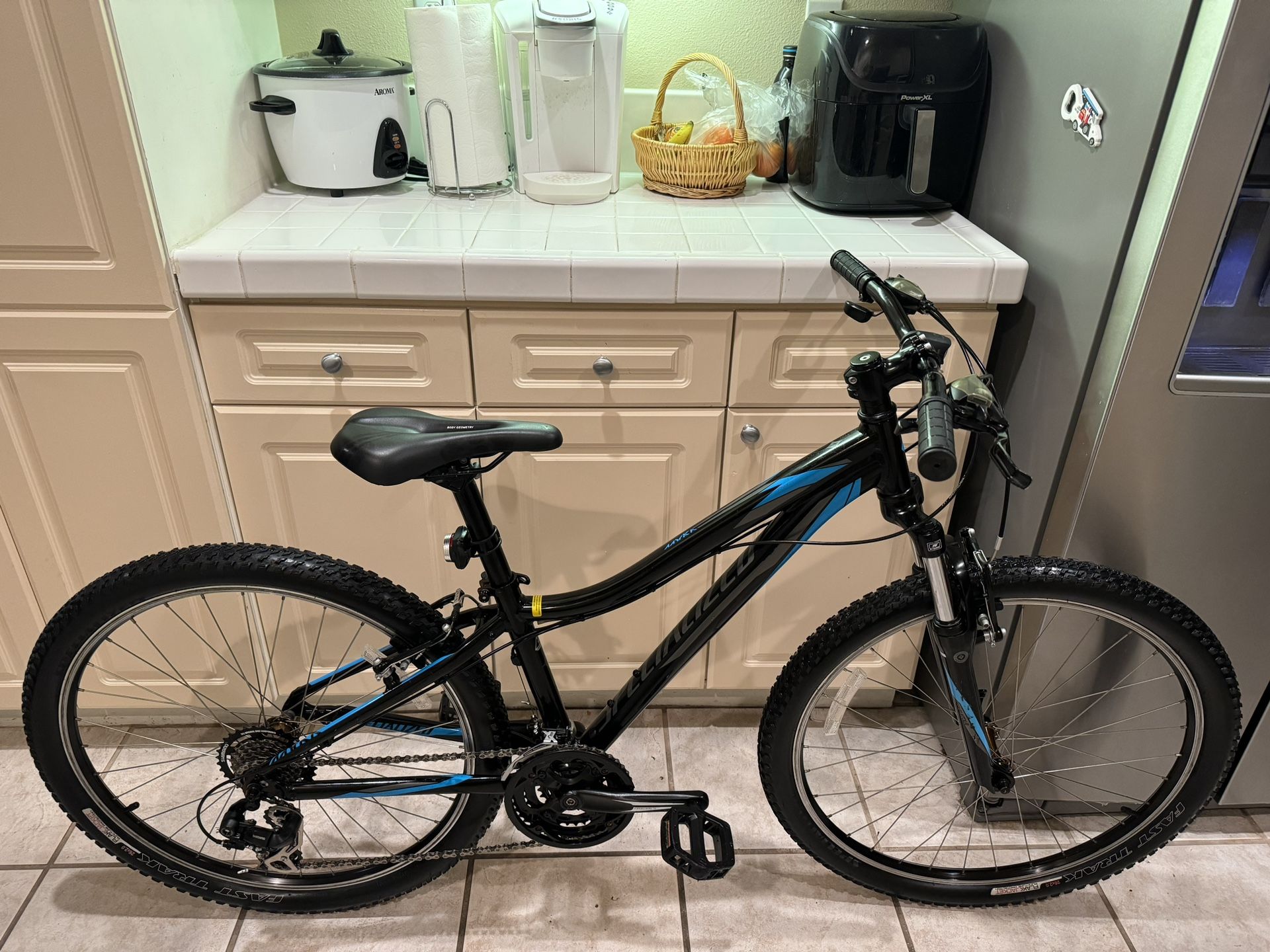 Specialized Myka aluminum mountain bicycle