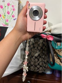 Digital camera