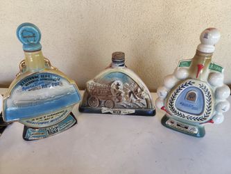 Kentucky Straight Whiskey Bottles