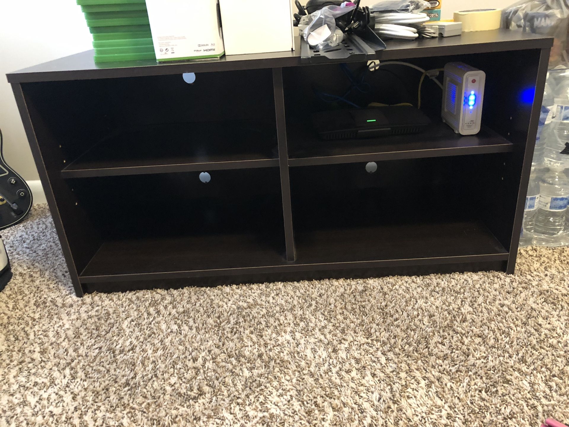 Dark brown Tv stand