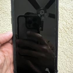 Unlocked iPhone XR 64 gb White Color