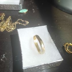 Gold Ring 375(9 Karot) 37.5% Pure Yellow  Gold