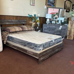 Queen Size Bedroom Set 