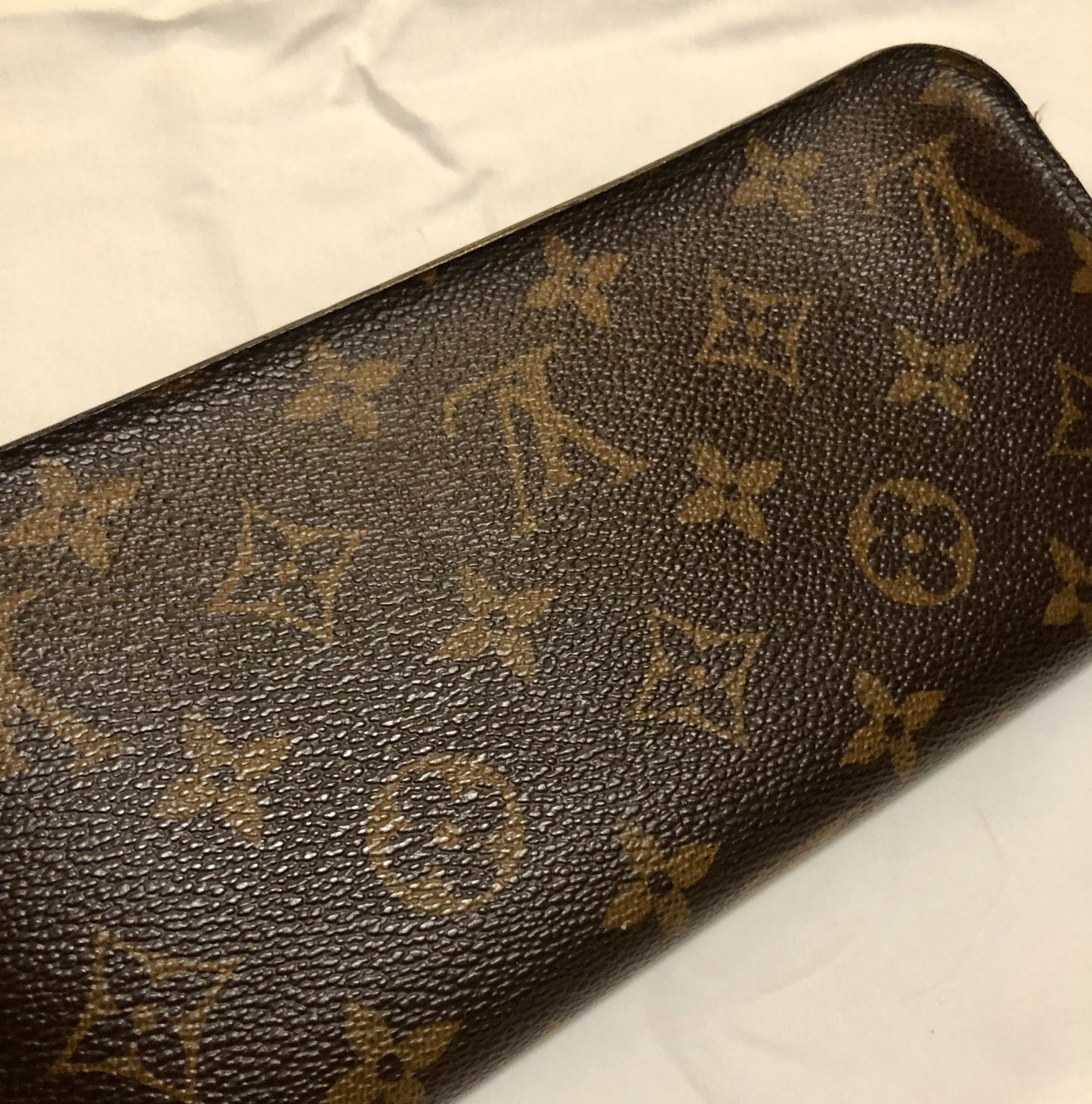 NBA X LOUIS VUITTON WALLET for Sale in Pearland, TX - OfferUp