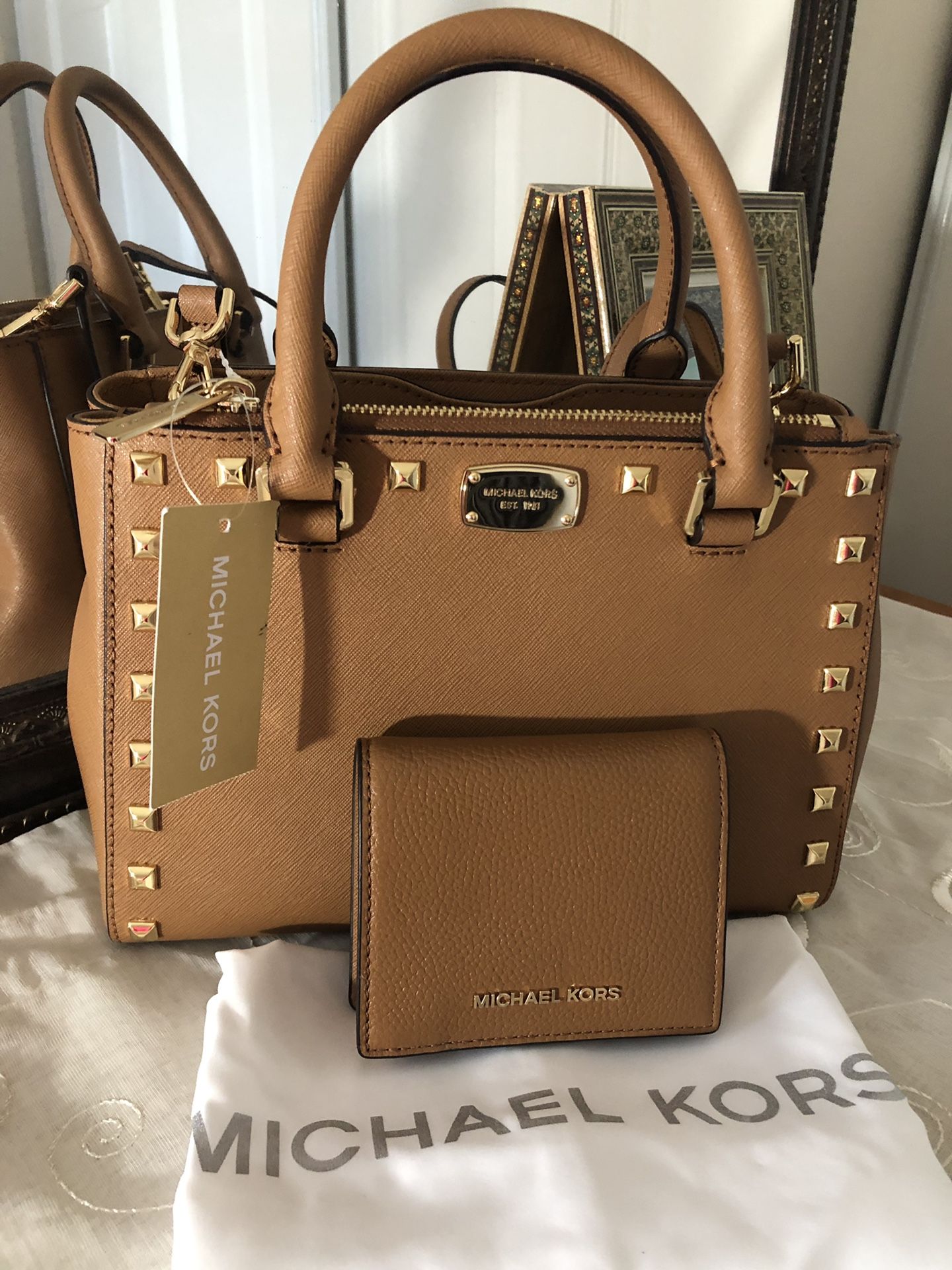 Michael kors handbag 👜, & wallet brand new