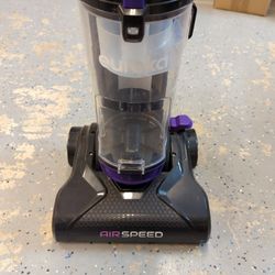 Eureka Air Speed Vacuum - Clean/ Barely Used