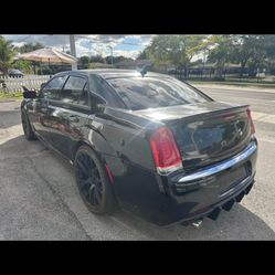 2016 Chrysler 300 On 22s
