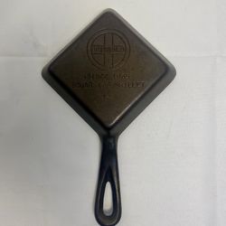 Vintage Griswold Cast Iron “ Misspelled Squar” Square Egg Skillet 