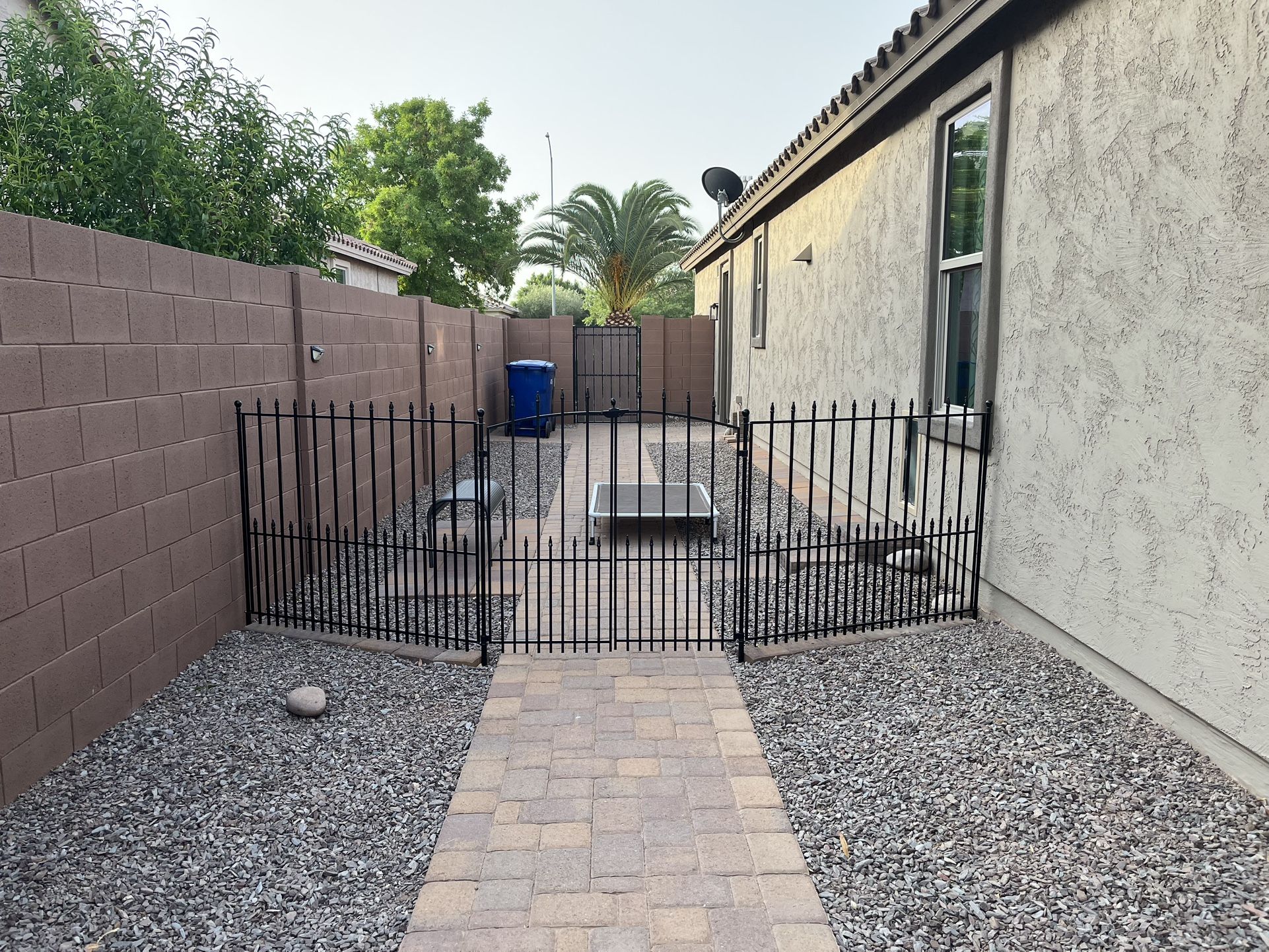 Yardlink Grand Empire No Dig Fence System
