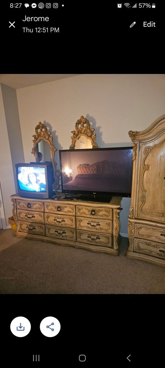 King Vintage Bedroom Set 