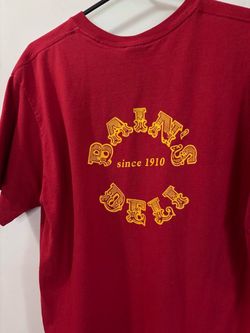 Red Bains deli t shirt size large