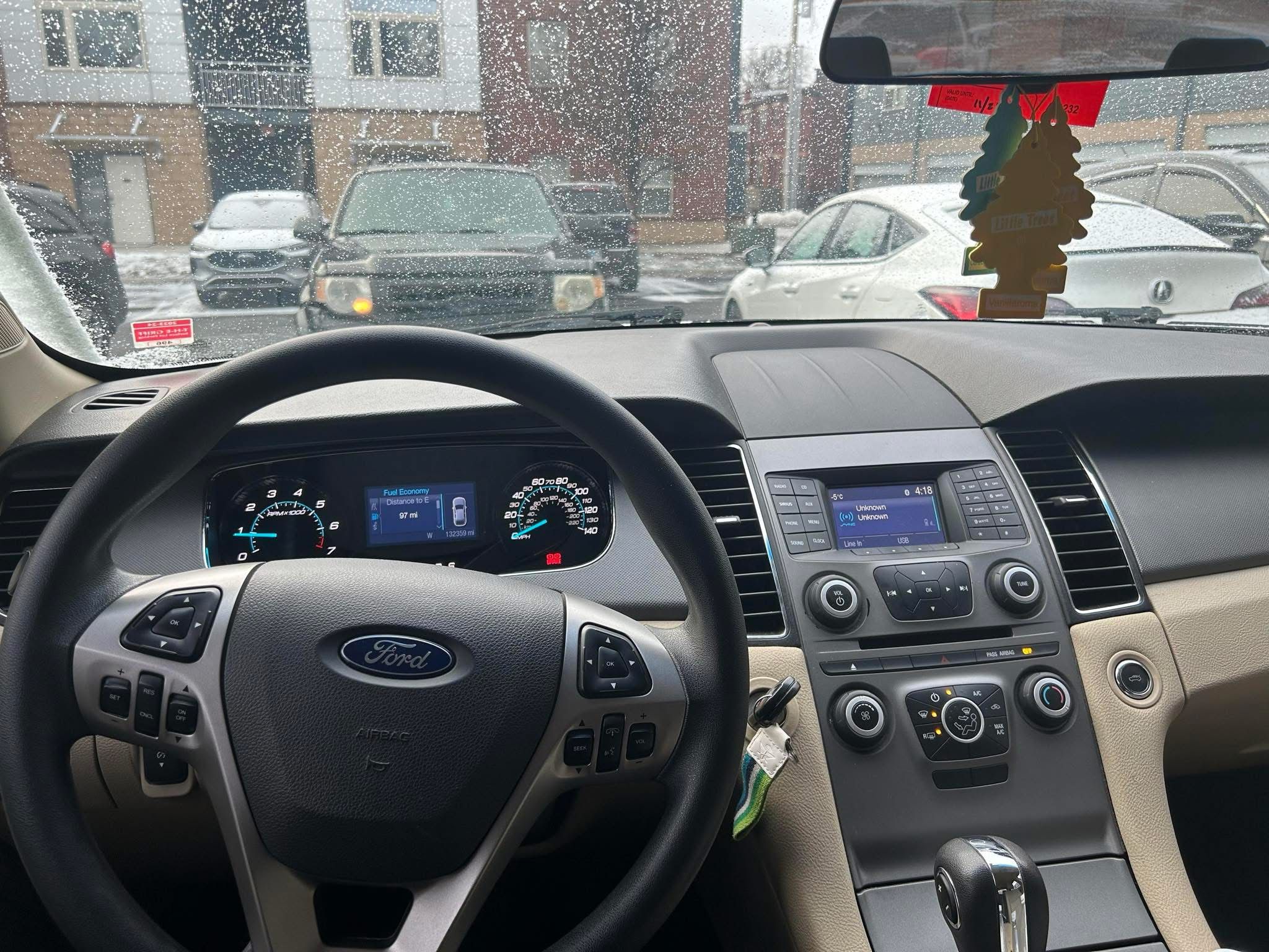 2015 Ford Taurus